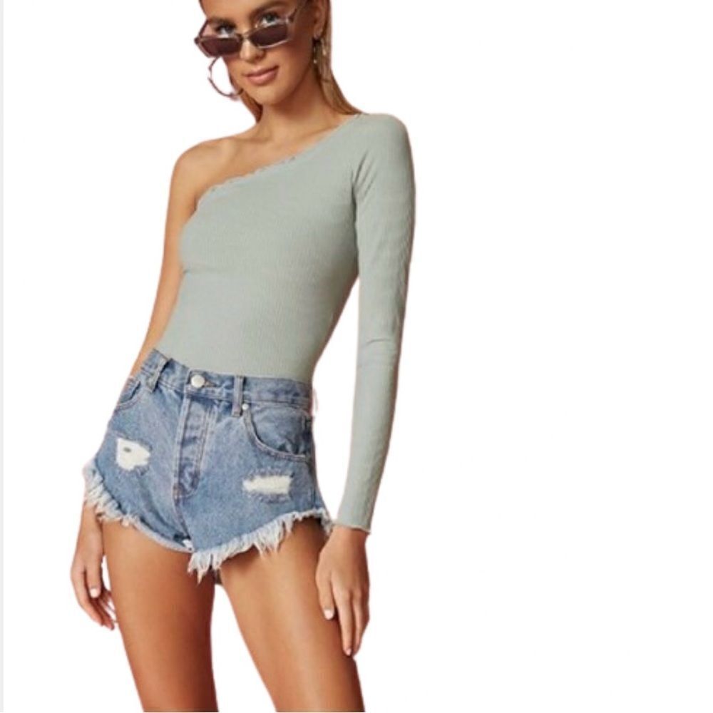 superdown Sandra One Shoulder Top Sage Green‎ Size XS